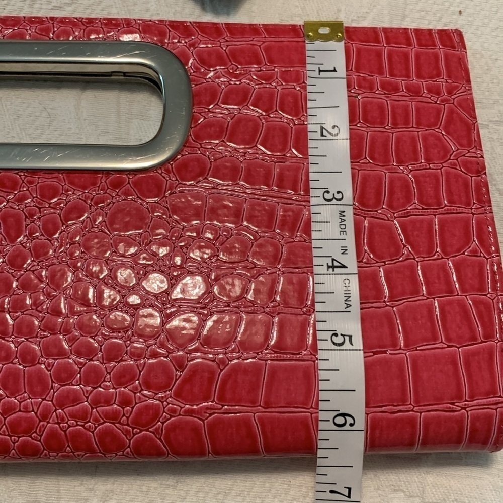 Pink Clutch - Picture 6 of 7